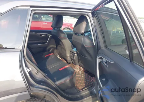 2024 Toyota Rav4 Xle z USA, uszkodzony, nr VIN 2T3P1RFV9RW470071